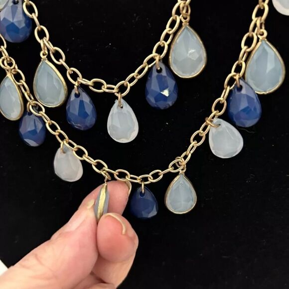 Vtg. Gold Tone Chain Charming Charlie  Tear Drop Acrylic Beads Necklace - Picture 4 of 9